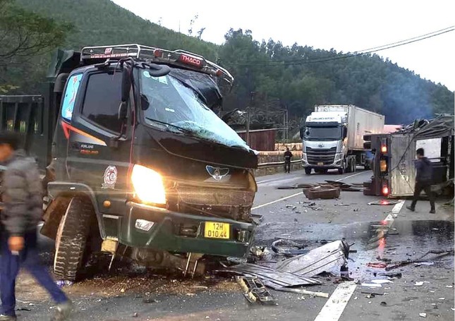 tin tuc tai nan giao thong moi nhat ngay 5 12 2023 hai xe o to doi dau o lang son 2 nguoi bi thuong 1 tin tuc tai nan giao thong moi nhat ngay 5 12 2023 hai xe o to doi dau o lang son 2 nguoi bi thuong 1