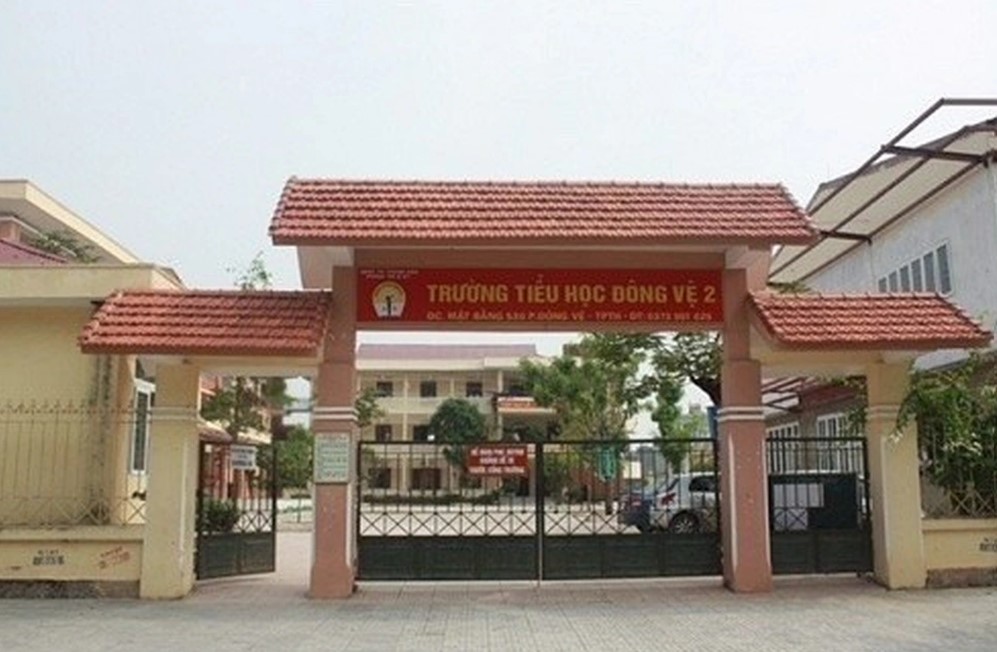 thanh hoa hieu truong xin thoi viec sau khi bi ky luat canh cao