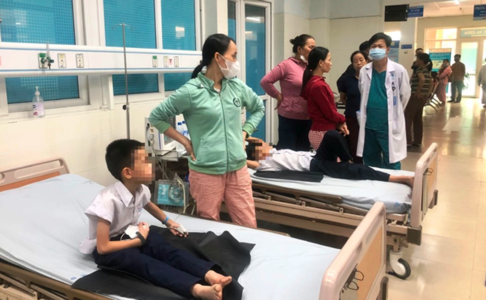 xac dinh danh tinh nguoi phu nu phat thach trai cay khien 44 hoc sinh bi ngo doc tai quang ngai