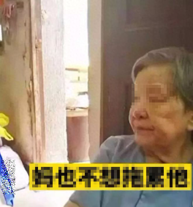 nhan tien den bu me tang het 4 can nha cho con trai nhung bi benh lai den nha con gai ly do ai nghe cung lang nguoi 1