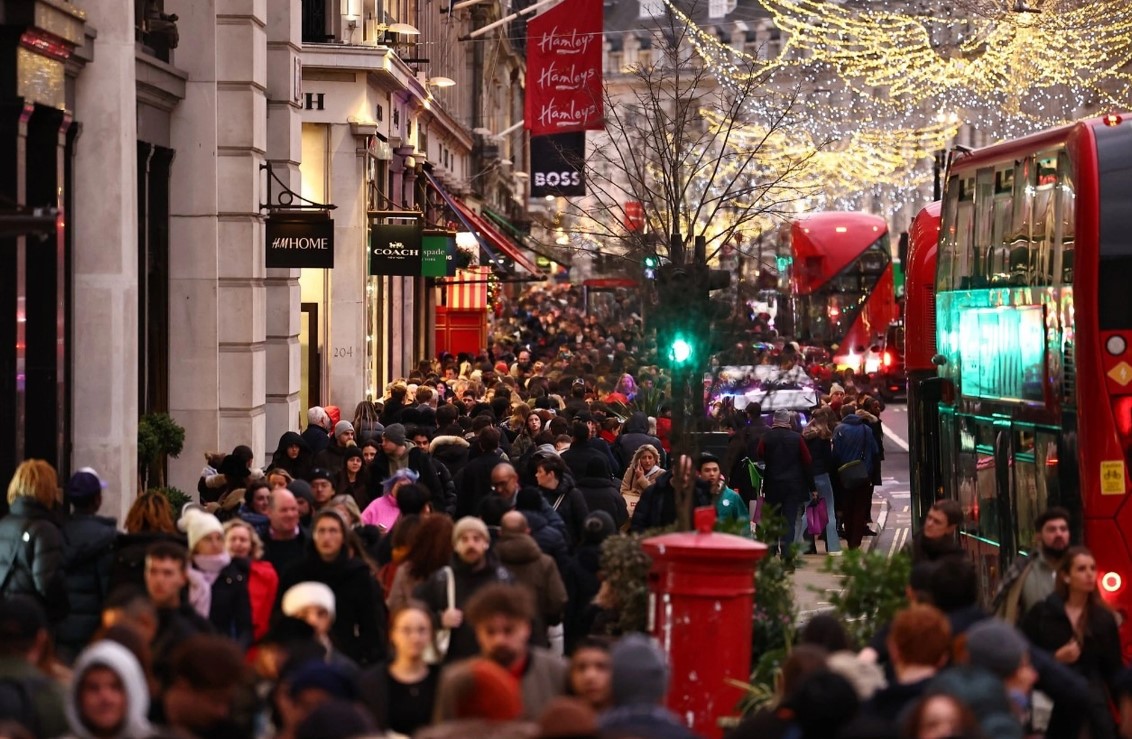 khong khi giang sinh 2023 ron rang tren khap the gioi3jpg