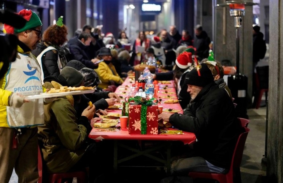 khong khi giang sinh 2023 ron rang tren khap the gioi9jpg