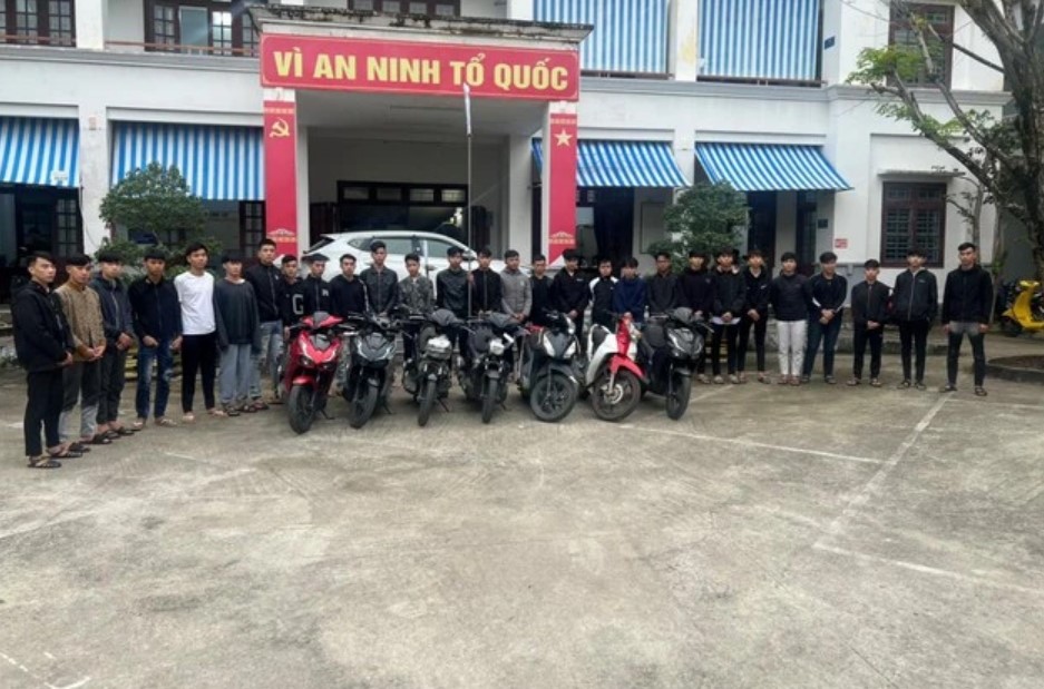 khoi to nhom thanh nien tham gia vu hon chien giua 2 bang nhom tai da nang 21