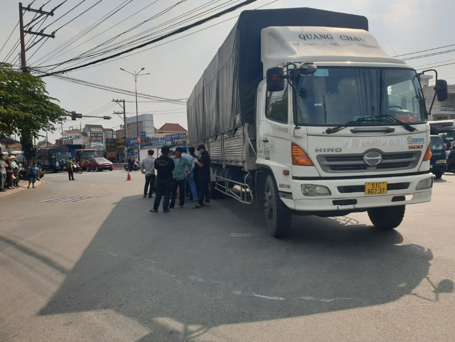 tin tuc tai nan giao thong moi nhat ngay 19 1 2024 xe tai om cua va cham xe may mot nguoi phu nu tu vong 2