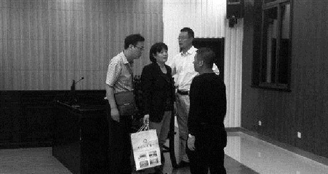 nguoi me bat ngo phat hien con trai da chet 17 nam truoc van con song su that phia sau khien nhieu nguoi phan no 3