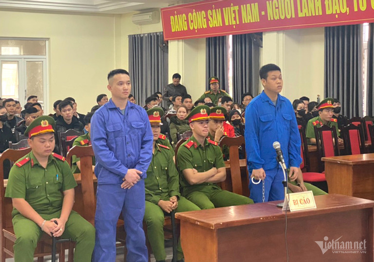 da nang nhan vien dam khach hat karaoke tu vong linh an chung than 1