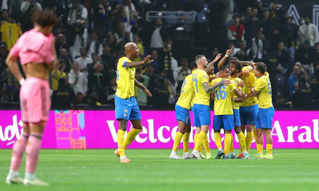 vang ronaldo al nassr van danh bai doi bong cua messi 1 vang ronaldo al nassr van danh bai doi bong cua messi 1
