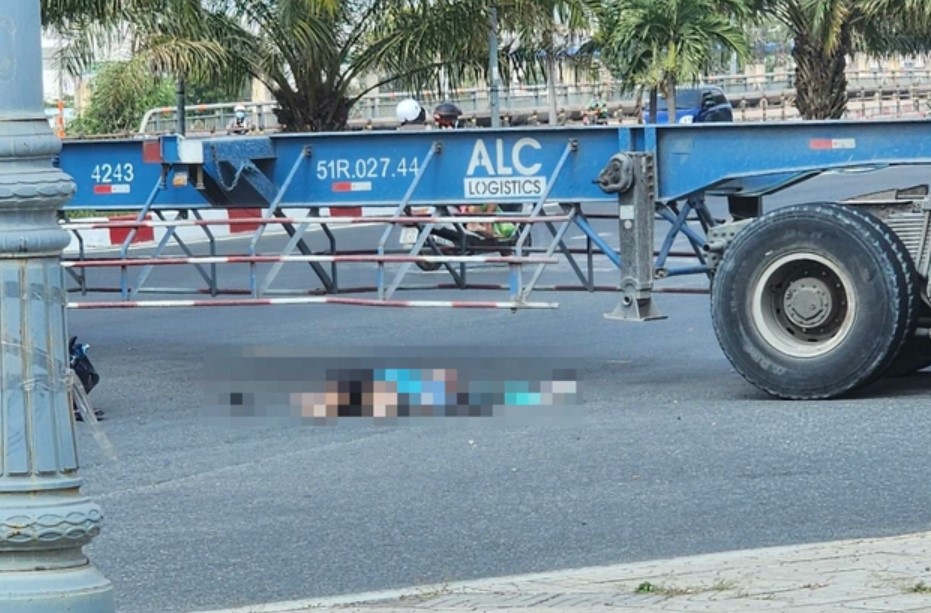 tin tuc tai nan giao thong moi nhat ngay 6 2 2024 va cham giua xe may va container mot nam thanh nien tu vong tai cho 3 tin tuc tai nan giao thong moi nhat ngay 6 2 2024 va cham giua xe may va container mot nam thanh nien tu vong tai cho 3