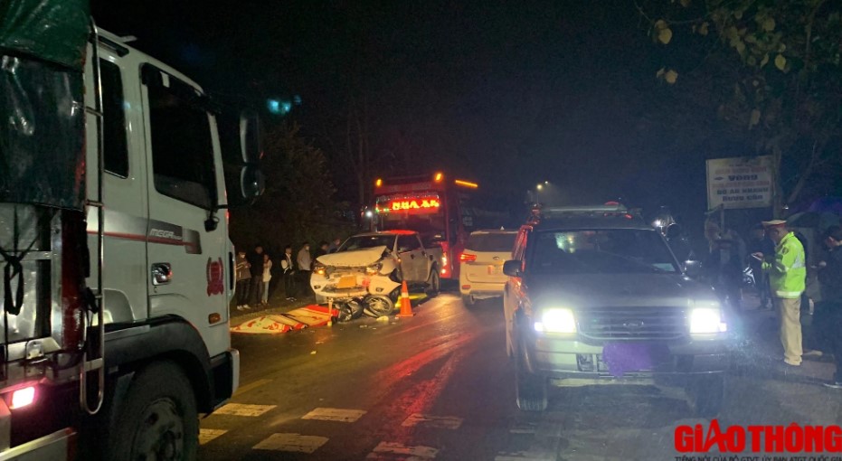 tin tuc tai nan giao thong moi nhat ngay 9 2 2024 xe o to 7 cho bat ngo boc chay mot nguoi tu vong 2 tin tuc tai nan giao thong moi nhat ngay 9 2 2024 xe o to 7 cho bat ngo boc chay mot nguoi tu vong 2