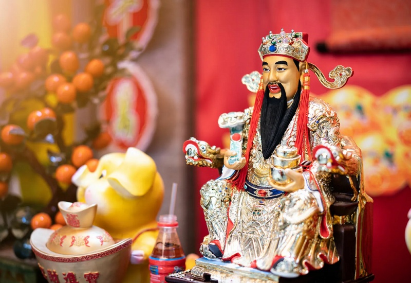 van cung ngay via than tai mung 10 thang gieng day du chi tiet nhat 1 van cung ngay via than tai mung 10 thang gieng day du chi tiet nhat 1