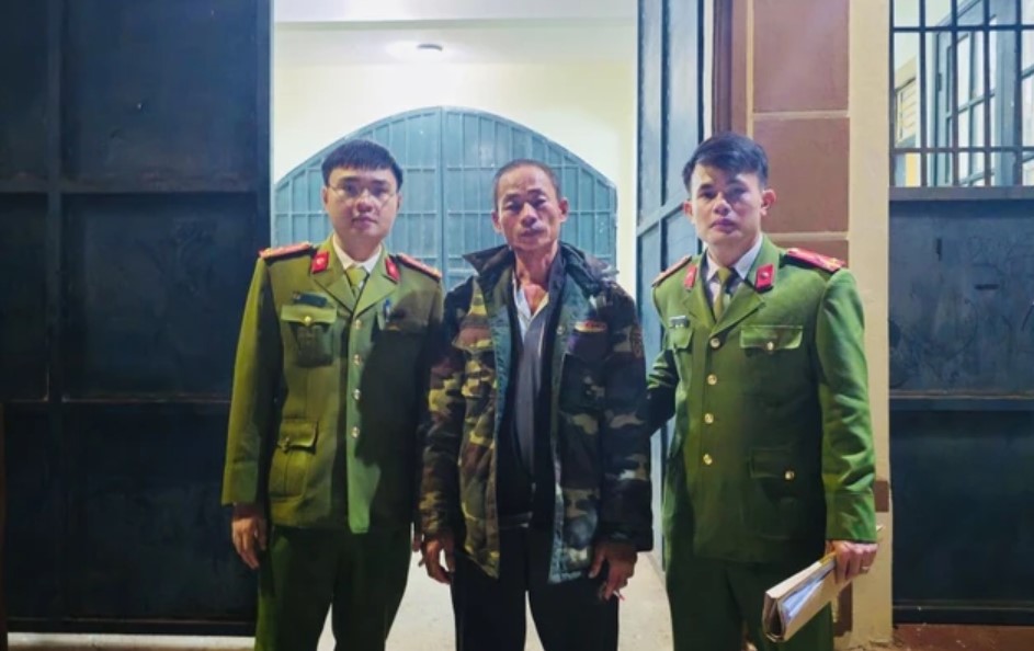 bi yeu cau kiem tra nong do con nguoi dan ong chui boi danh cong an bi yeu cau kiem tra nong do con nguoi dan ong chui boi danh cong an