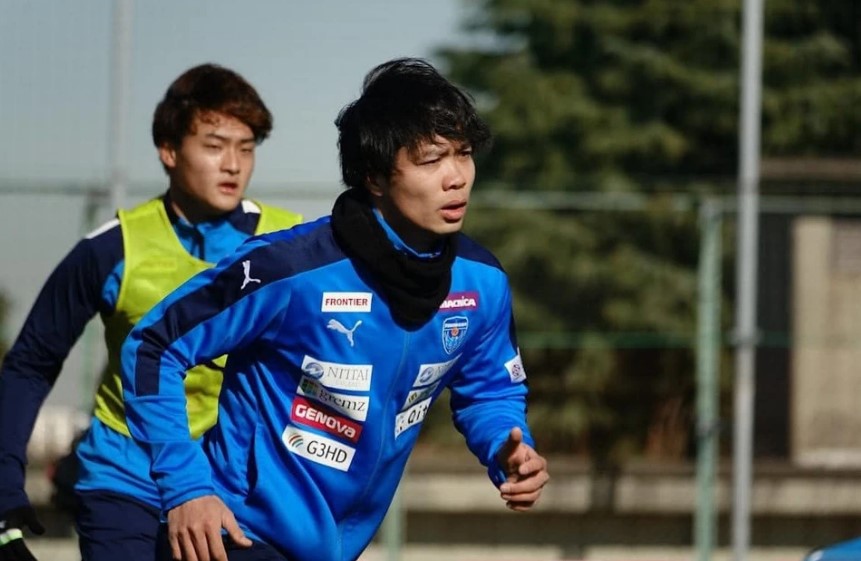 du da xuong hang ten dao nguyen cong phuong van bi yokohama fc gach ten