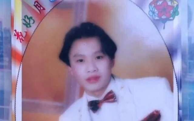 con trai doc dinh qua doi 15 nam truoc bat ngo song lai su that phia sau khien nhieu nguoi xot xa 1 con trai doc dinh qua doi 15 nam truoc bat ngo song lai su that phia sau khien nhieu nguoi xot xa 1