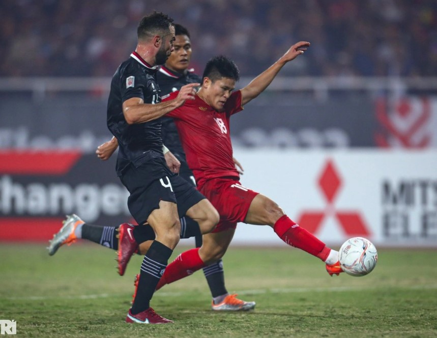 tro ly indonesia canh giac truoc khi tai dau tuyen viet nam 2