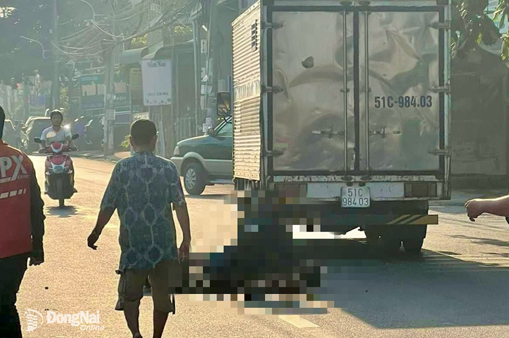 tin tuc tai nan giao thong moi nhat ngay 21 3 2024 xe may truot dai tren nguoi dan ong tu vong o dai phan cach 1