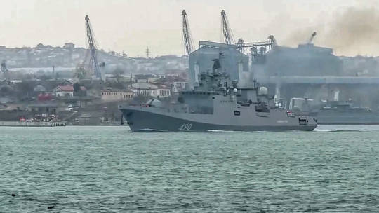 ukraine tap kich ham doi bien den cua nga tren ban dao crimea