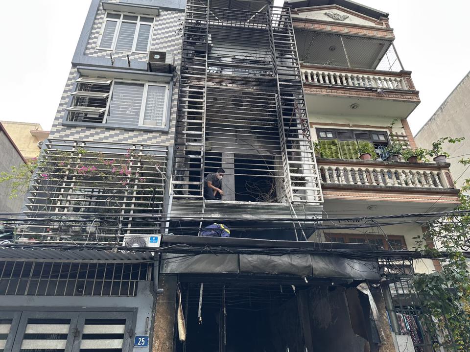 hien truong moi nhat vu chay nha khien 4 ba chau tu vong o ha dong 5 hien truong moi nhat vu chay nha khien 4 ba chau tu vong o ha dong 5