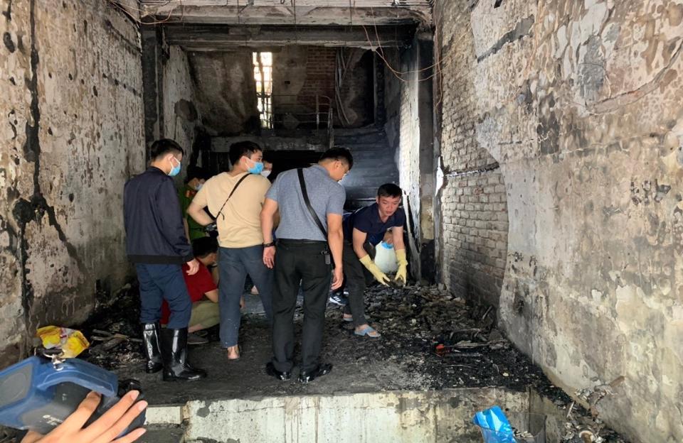 hien truong moi nhat vu chay nha khien 4 ba chau tu vong o ha dong 7 hien truong moi nhat vu chay nha khien 4 ba chau tu vong o ha dong 7