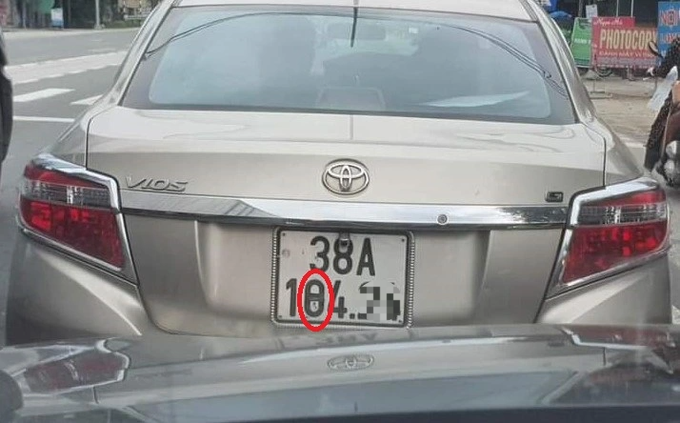 ha tinh xu phat nu tai xe dan bang dinh len bien so o to de ne phat nguoi ha tinh xu phat nu tai xe dan bang dinh len bien so o to de ne phat nguoi