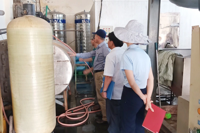 vu co dia song trong binh nuoc cong ty nuoc bi xu phat vi hanh vi xoa bo bang chung