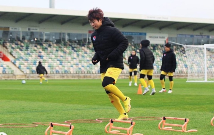 hlv the luc tiet lo bai tap giup doi tuyen nu viet nam thich nghi voi cai lanh 10 do c hlv the luc tiet lo bai tap giup doi tuyen nu viet nam thich nghi voi cai lanh 10 do c