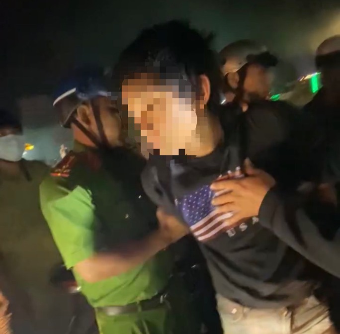 binh thuan sieu trom 14 tuoi bi bat trong lan thu 4 lai oto an trom di ban binh thuan sieu trom 14 tuoi bi bat trong lan thu 4 lai oto an trom di ban