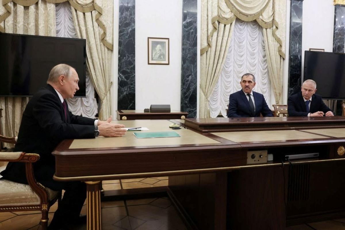 tong thong putin gap mat cuu chi huy wagner tai dien kremlin tong thong putin gap mat cuu chi huy wagner tai dien kremlin