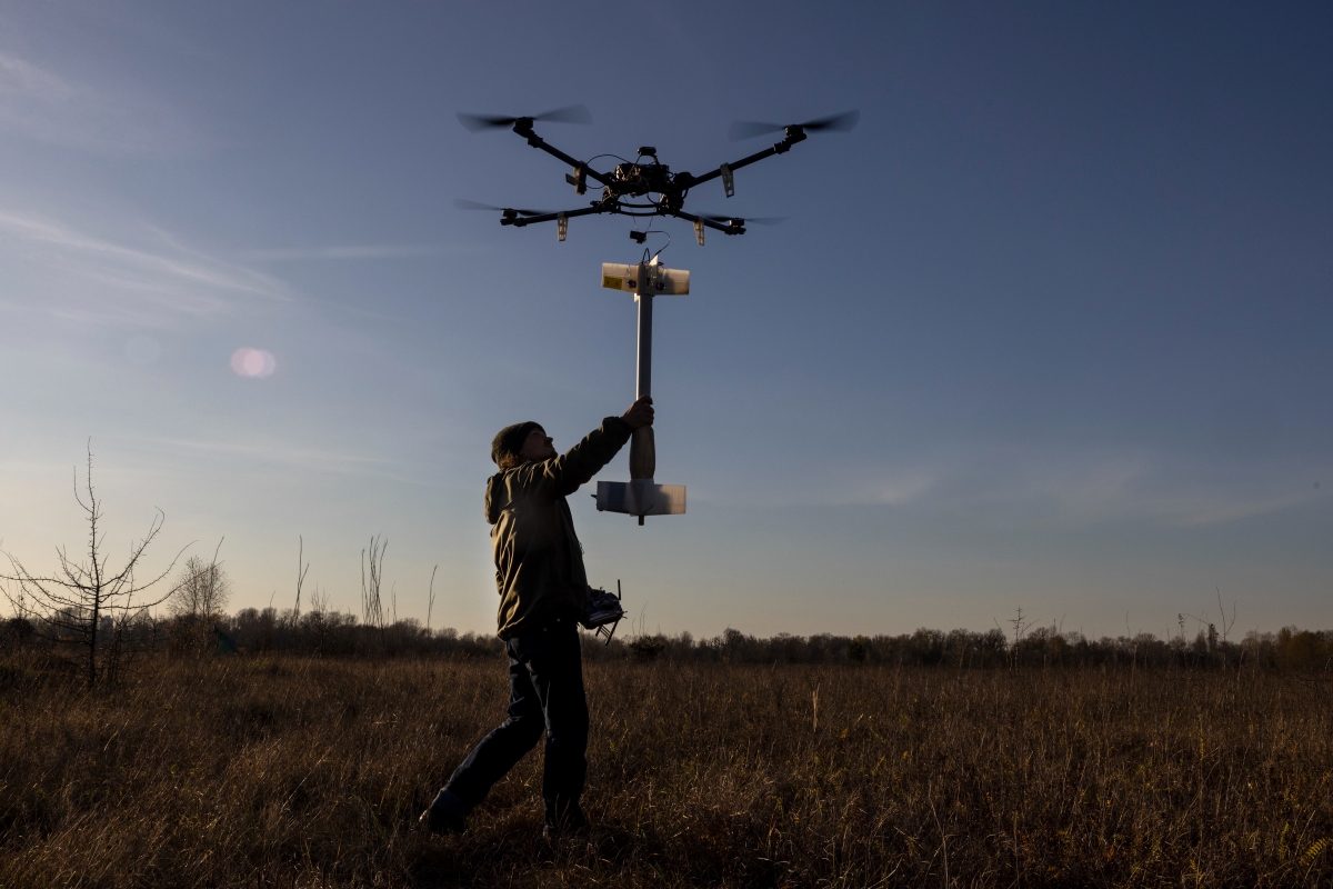tiet lo bat ngo ve cac uav gia re ukraine dung tan cong xe tang nga tiet lo bat ngo ve cac uav gia re ukraine dung tan cong xe tang nga