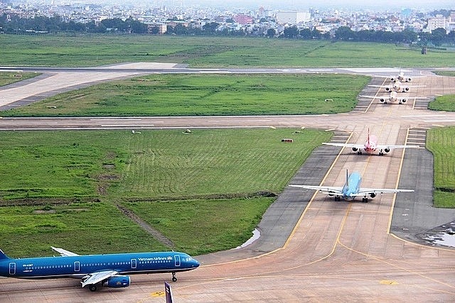 sap chot thoi gian xay san bay thu hai o ha noi