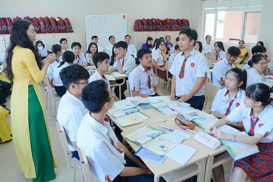 giam doc so gd dt tp hcm noi gi ve phan anh qua nhieu hoc sinh gioi tien tien