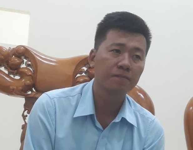 pho giam doc phu trach phong giao dich ngan hang o long an tham o hon 11 ty dong dspl 1 pho giam doc phu trach phong giao dich ngan hang o long an tham o hon 11 ty dong dspl 1
