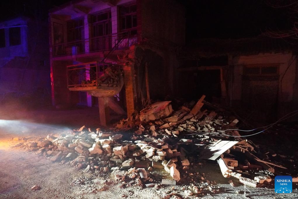 khung canh do nat sau tran dong dat khien 111 nguoi thiet mang o trung quoc2