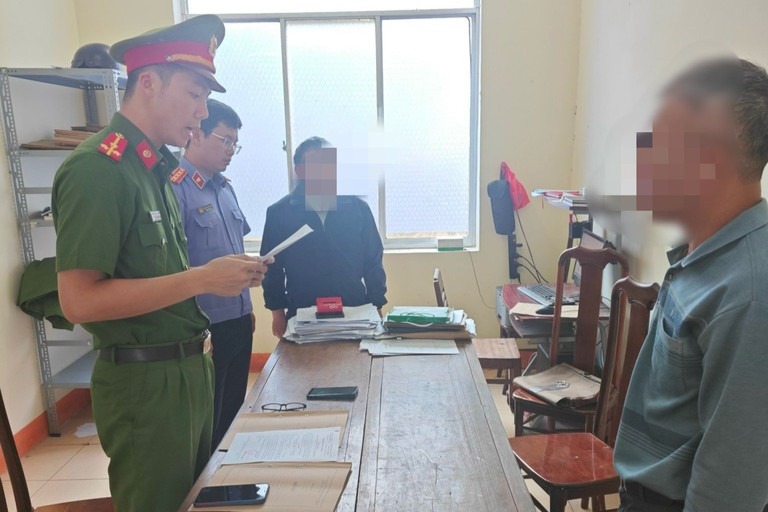 dak nong khoi to nguyen truong phong gd dt vi pham quy dinh ve dau thau mua sam thiet bi truong hoc dak nong khoi to nguyen truong phong gd dt vi pham quy dinh ve dau thau mua sam thiet bi truong hoc