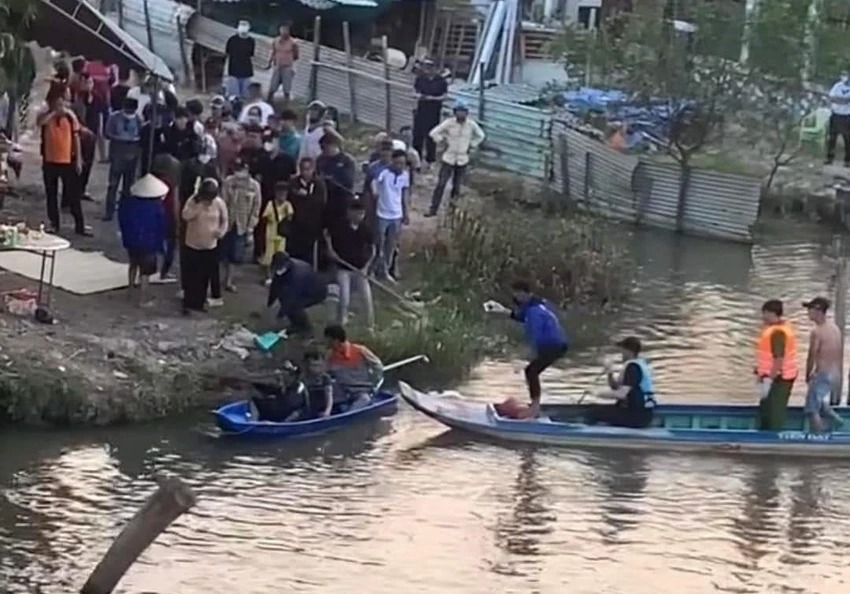 dong nai phat hien thi the be trai tren song sau mot ngay mat tich dong nai phat hien thi the be trai tren song sau mot ngay mat tich