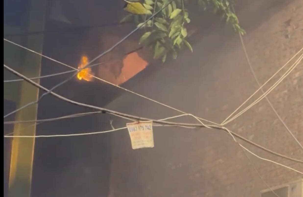 ha noi kip thoi ngan chan dam chay trong khu vuc dong dan