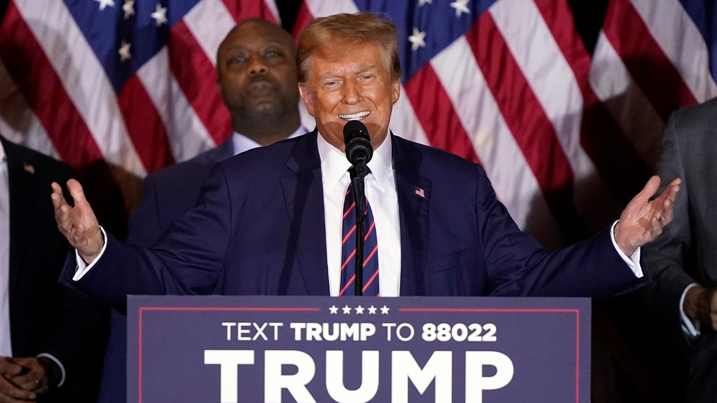 lien tuc thang ap dao o bau cu so bo ong trump van khong thoat khoi the kho khi tranh cu