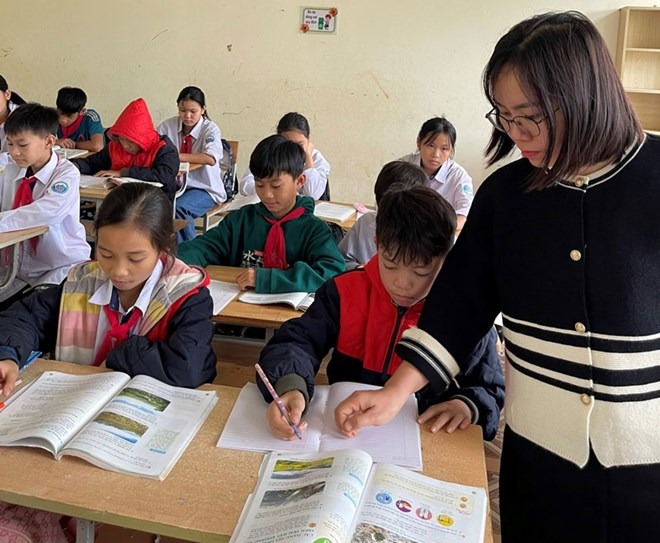 ret dam keo dai nhieu tinh thanh cho hoc sinh nghi hoc