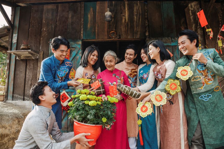 lat mat 7 trinh lang bo anh tet day hoai niem den tung chi tiet mot diem khien fan bat ngo dspl 1