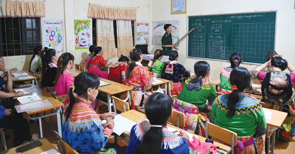 buoc chan am tham gac vung phen dau to quoc1