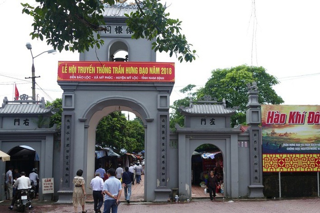 nam dinh chan chinh hoat dong mua ban an doi tien le o di tich den bao loc