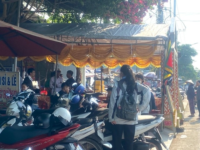nu sinh lop 11 bi dan chi khoa tren sat hai hoc luc kha tinh tinh hoa dong dspl 2 nu sinh lop 11 bi dan chi khoa tren sat hai hoc luc kha tinh tinh hoa dong dspl 2