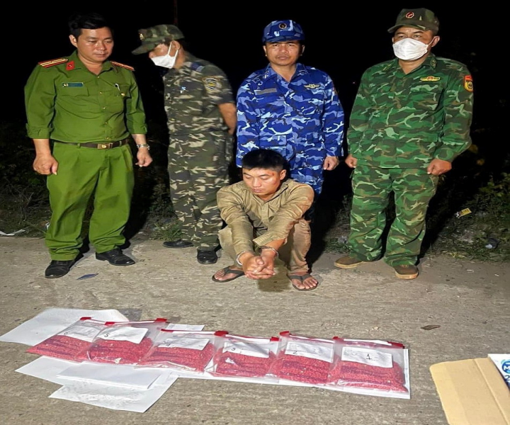 thua thien hue bat giu 3 doi tuong van chuyen ma tuy voi so luong lon1 thua thien hue bat giu 3 doi tuong van chuyen ma tuy voi so luong lon1