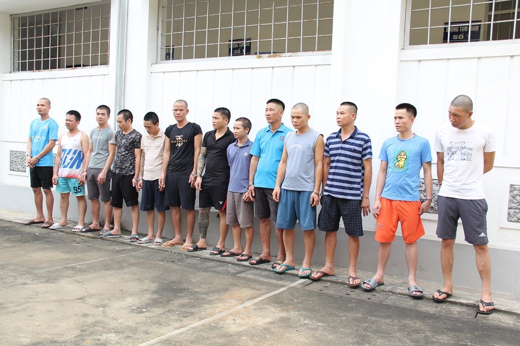 nghe an triet xoa 8 diem ban le ma tuy bat giu 17 doi tuong o huyen dien chau nghe an triet xoa 8 diem ban le ma tuy bat giu 17 doi tuong o huyen dien chau