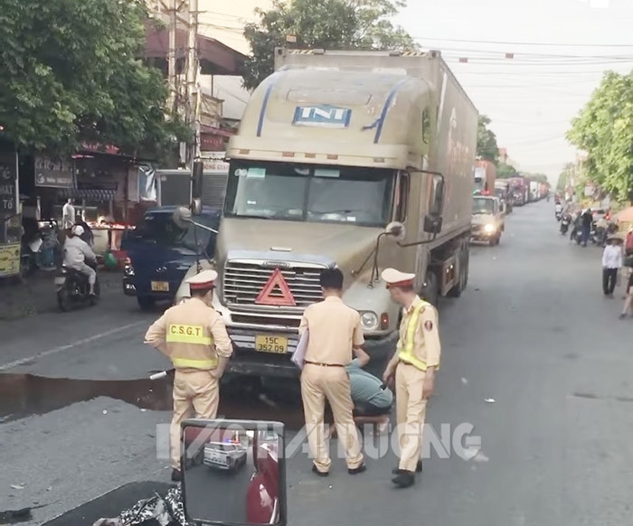 tin tuc tai nan giao thong moi nhat ngay 17 6 va cha m giu a o to da u ke o va xe ma y mo t nguo i bi thuong1