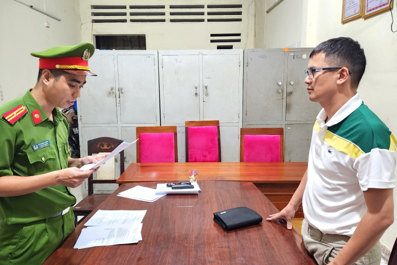 da nang khoi to bat tam giam doi tuong buon lau hon 100 tan thuoc bac tu trung quoc ve viet nam da nang khoi to bat tam giam doi tuong buon lau hon 100 tan thuoc bac tu trung quoc ve viet nam