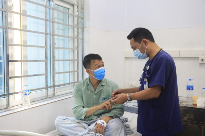 quang ninh cuu chua thanh cong mot truong hop mac benh hiem gap sau khi bi meo can quang ninh cuu chua thanh cong mot truong hop mac benh hiem gap sau khi bi meo can