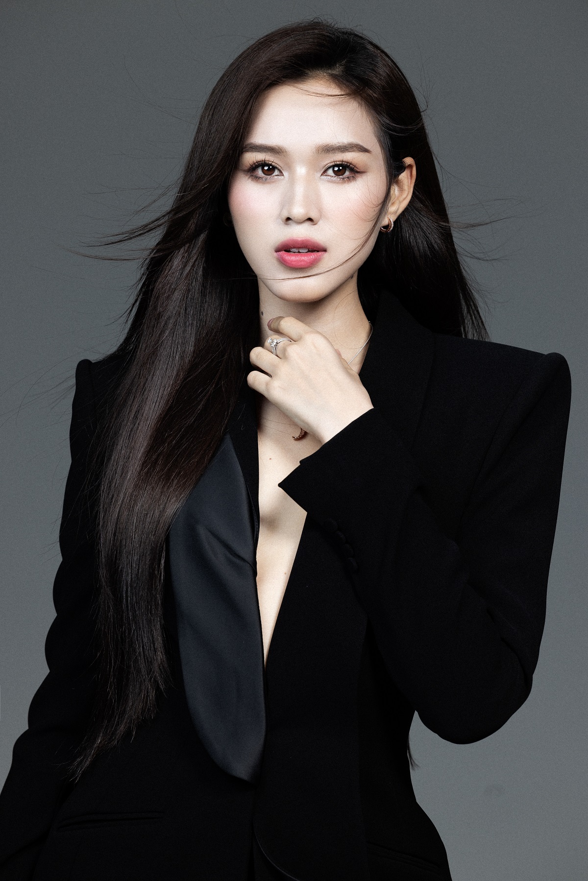 hoa hau do ha sap lam ceo he lo du dinh hoc thac sy va di thi quoc te 2