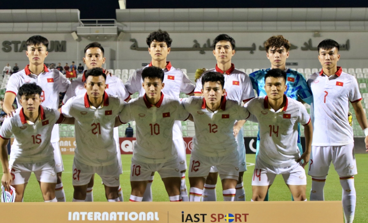 hlv troussier hai long du u23 viet nam thua 4 ban khong go