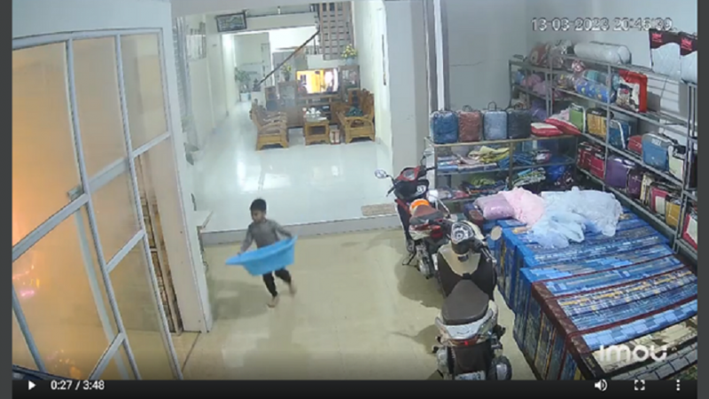 be trai 7 tuoi tu minh chua chay tai nha be trai 7 tuoi tu minh chua chay tai nha