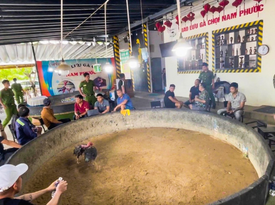 quang nam triet pha o nhom danh bac nup bong giao luu choi ga 12 quang nam triet pha o nhom danh bac nup bong giao luu choi ga 12